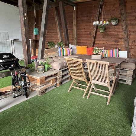 Barrierefreie Schoene Wohnung Im Eg ケセン エクステリア 写真